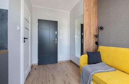 Chylonia Apartment | Modern and Elegant 3city Studios in Gdynia by Noclegi Renters