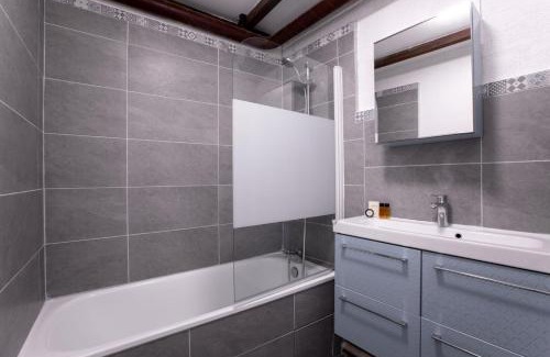 Old Lille Apartment | Modern and functional Studio in Lille old town