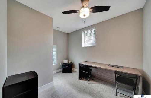 Lincoln Apartment | Modern and furnished apartment in downtown Lincoln