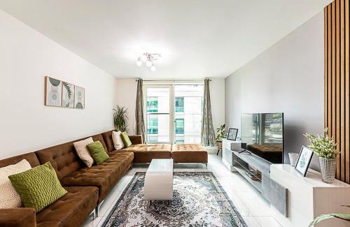 Vauxhall Apartment | Modern and Minimalist Flat in Vauxhall