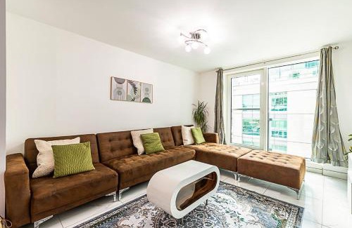 Vauxhall Apartment | Modern and Minimalist Flat in Vauxhall