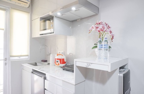 Kebagusan Apartment | Relaxing Studio Retreat at Kebagusan City Apartment
