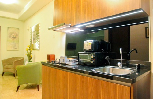 Pancoran Apartment | Modern 1BR Apartment at L'Avenue with Pool & Kitchen
