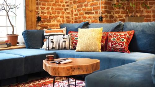 Sofia City Center Apartment | Stylish 3-Bedroom House - Perfect for Families and Groups