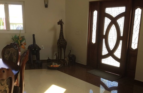 Grote Berg Villa | Modern and Spasiouce Four Bedroom Situated in Grote Berg Sunny Curaca