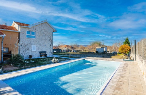 Muc House | Stylish Stone House with Pool in Split's Scenic Hinterland