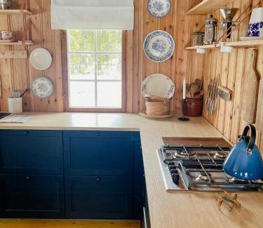 Oslo House | Modern And Traditional Cabin On Krokskogen