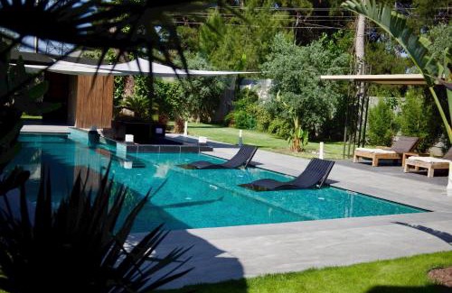 Kepez Villa | Relaxing Oceanfront Getaway at La Serenite Villa Deluxe