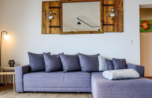 Helfenstein Apartment | Modern Apartment in Hart near Fügen with great view