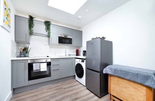 Southbury Apartment | Inviting Single Level Flat with Parking for Families