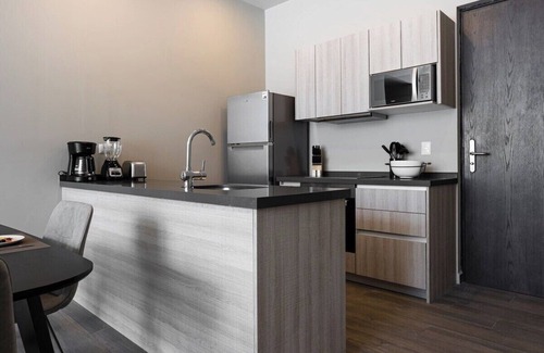 Monterrey Apartment | Modern Apartment with Pool and Scenic Views