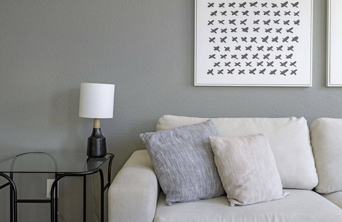 Litchfield Park Apartment | Modern Apartment in Prime Location with Family-Friendly Amenities