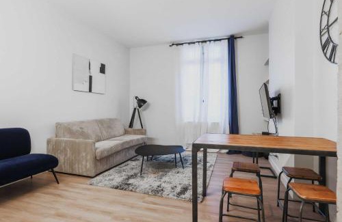 Quartier Saint-Ambroise Apartment | Cozy 1BR Apartment near République with Family-Friendly Amenities