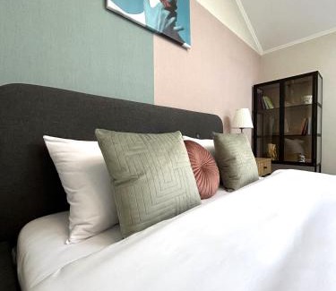 Lviv City Center Apartment | Stylish Apartment Near Rynok Square - Rated 9.9/10