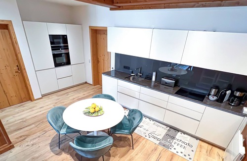 Furth Apartment | Modern Apartment Between Kaprun and Zell am See – Perfect for Skiing and Hiking"