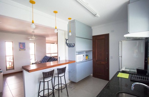 Jardim Belmar Apartment | Beachside Modern Apartment with Kitchen - Guest Rated 10/10