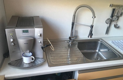 Cadolzburg Apartment | Modern Apartment for Up to 6 Guests with Breakfast Included