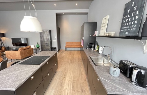 Siglufjorður Apartment | Modern Siglufjörður Apartment with Mountain Views & Pool