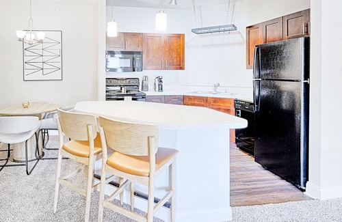 Johns Island Apartment | Stylish Apartment with Kitchen in Prime Location