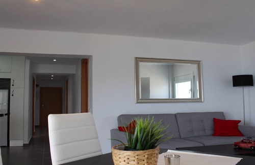 Sant Salvador Apartment | Modern Apartment with Sea & Mountain Views, Rated 10/10