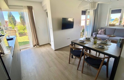 Fazana Apartment | Modern apartment in a perfect location. Sea and old town within walking distance