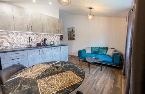 Goricani Apartment | Modern apartment in a quiet area near the Airport