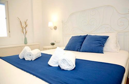 Alicante City Centre Apartment | Modern Apartment in Alicante Old Town - City Center - 300mt to the beach