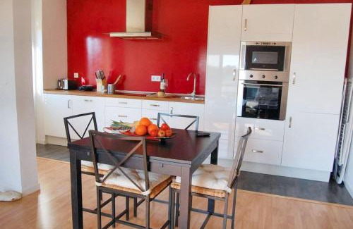 Alvor Apartment | Cozy One Bedroom Apartment with Pool Near Alvor Beach