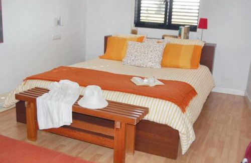 Alvor Apartment | Cozy One Bedroom Apartment with Pool Near Alvor Beach
