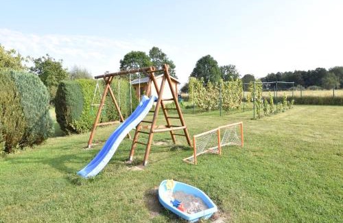 Kalkhorst Apartment | Cozy Apartment in Elmenhorst with Kitchen, Near the Sea