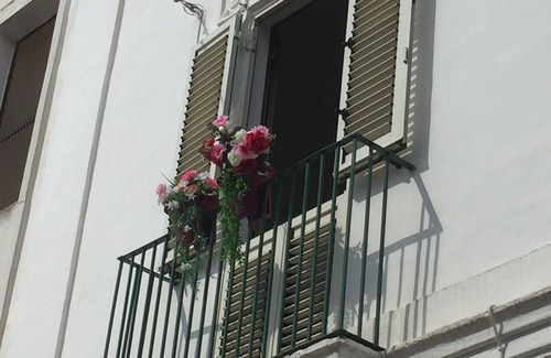Parabita Apartment | Modern Apartment in Historical Building with Ocean View