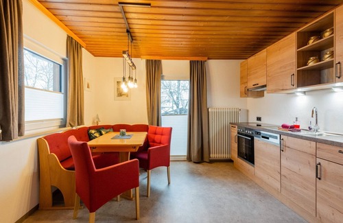 Kitzbuehel Apartment | Modern Kitzbuhel Apartment Steps from Ski Area & Pet Friendly