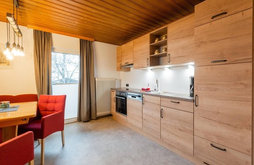 Kitzbuehel Apartment | Modern Kitzbuhel Apartment: Pet-Friendly Near Ski Area