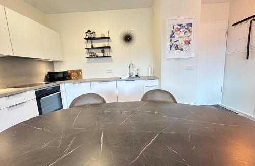 Haaleiti Apartment | Modern apartment in Lágaleiti in Reykjavik - Birta Rentals
