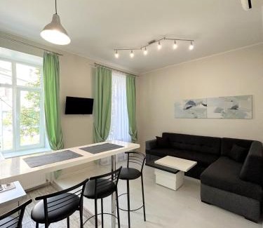Halyts'kyi district Apartment | Budget-Friendly Apartment in Old City Center - Guest Rated 9.9