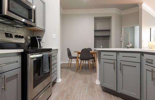 Falconhead Apartment | Convenient Apartment with Kitchen in Prime Location