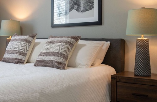 Falconhead Apartment | Convenient Apartment with Kitchen in Prime Location