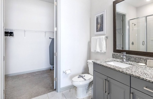 Garland Apartment | Modern Apartment with Kitchen in Prime Location
