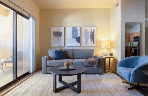 Avondale Apartment | Stylish Apartment in Central Location with Family Amenities