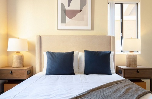 Avondale Apartment | Stylish Apartment in Central Location with Family Amenities
