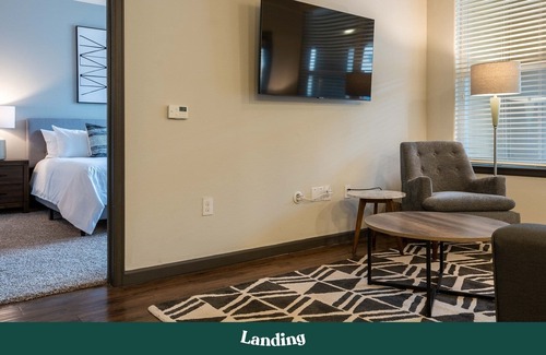 Steiner Ranch Apartment | Modern Apartment in Prime Location (ID2271X72)