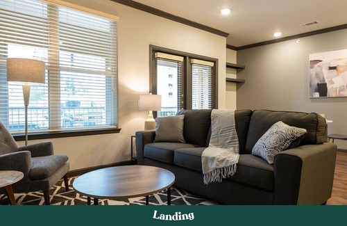 Steiner Ranch Apartment | Modern Apartment in Prime Location (ID2271X72)