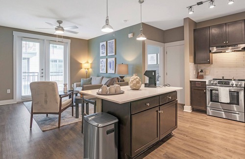 Allandale Apartment | Modern Apartment with Kitchen in Prime Location