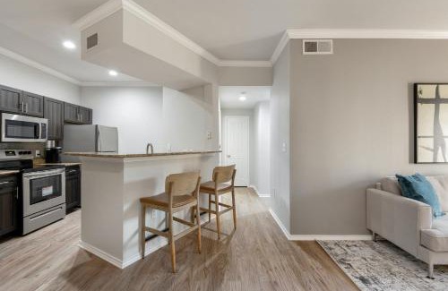 Falconhead Apartment | Stylish Apartment in Prime Location with Family-Friendly Amenities