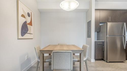 Three Oaks Apartment | Modern Apartment in Prime Location with Kitchen Amenities