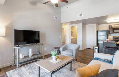 Magna Apartment | Modern Apartment in Ideal Location with Family-Friendly Amenities
