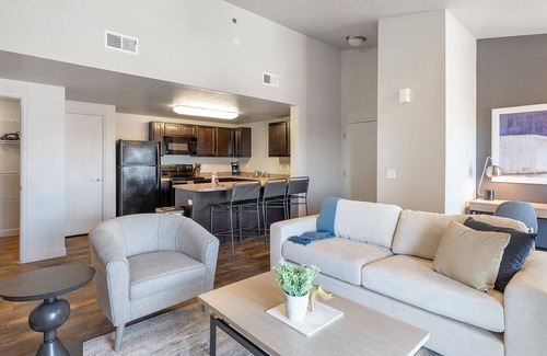 Magna Apartment | Modern Apartment in Ideal Location with Family-Friendly Amenities
