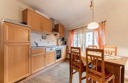 Reifferscheid Apartment | Modern Apartment in Reifferscheid with Garden & Hot Tub