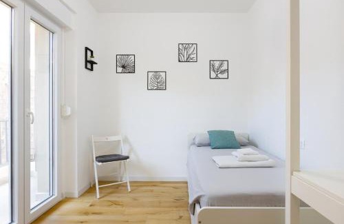 Citta Nuova-Barriera Nuova-San Vito-Citta Vecchia Apartment | Modern Apartment in the Heart of City with Child-Friendly Amenities