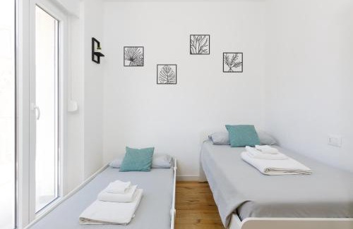 Citta Nuova-Barriera Nuova-San Vito-Citta Vecchia Apartment | Modern Apartment in the Heart of City with Child-Friendly Amenities